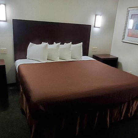 Executive Inn Ferry Pass Zewnętrze zdjęcie