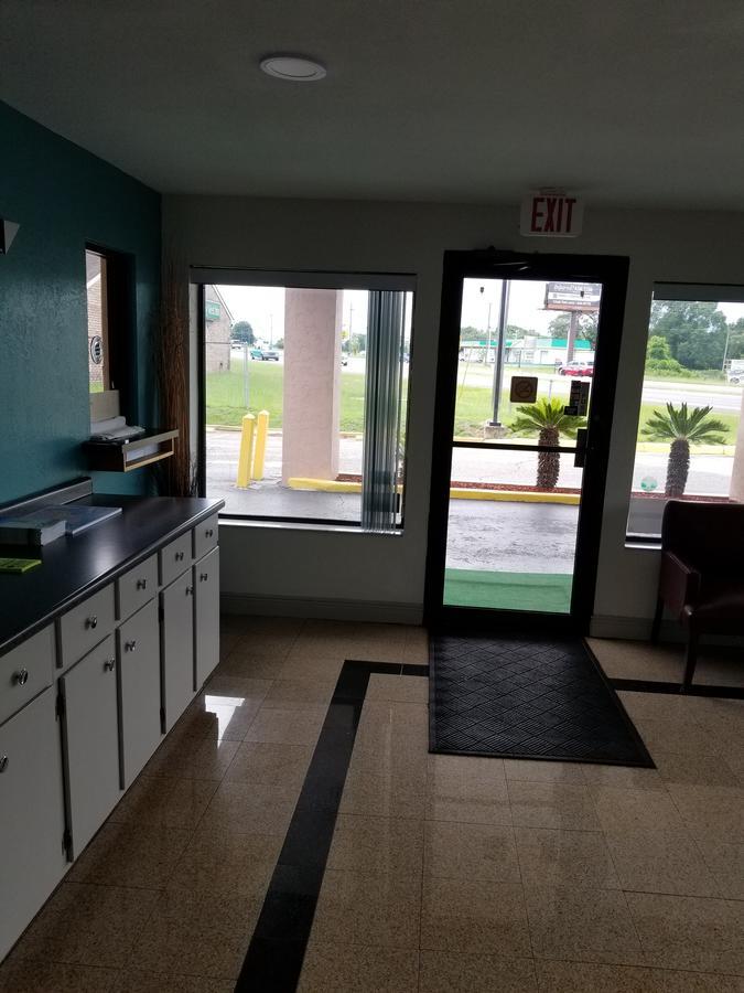 Executive Inn Ferry Pass Zewnętrze zdjęcie